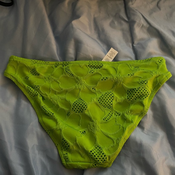 Bathing suit bottoms - Picture 2 of 4